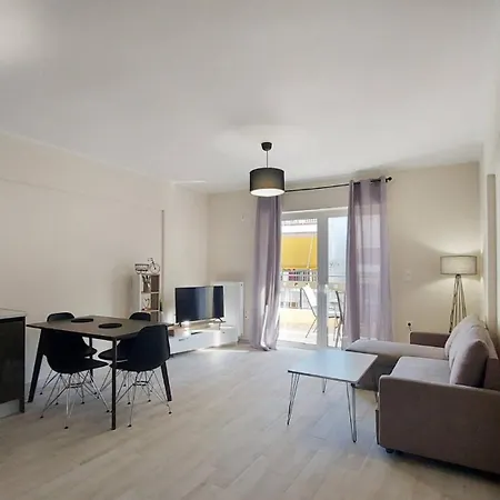 A Minimal Fully Renovated 1br Nikaia * Piraeus
